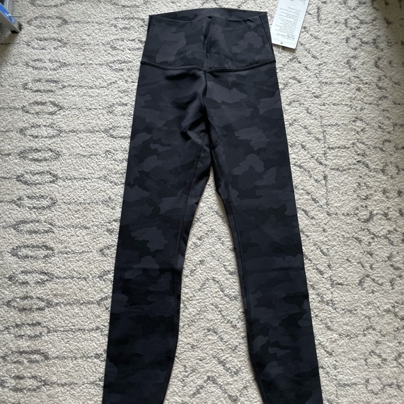 NWT Lululemon Wunder Under Tight  25” - Heritage Camo - Picture 3 of 6